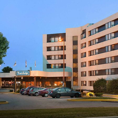 Travelodge By Wyndham Toronto East Exterior foto